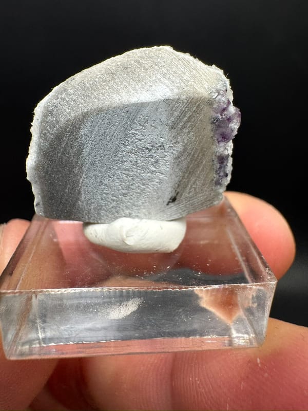 Scheelite from Yaogangxian Mine, Yizhang Co., Hunan, China, individual mineral specimen view 4