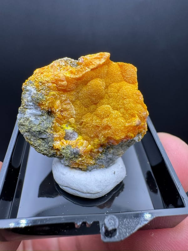 Unidentified yellow mineral from Shimen, Hunan, China, individual mineral specimen view 1