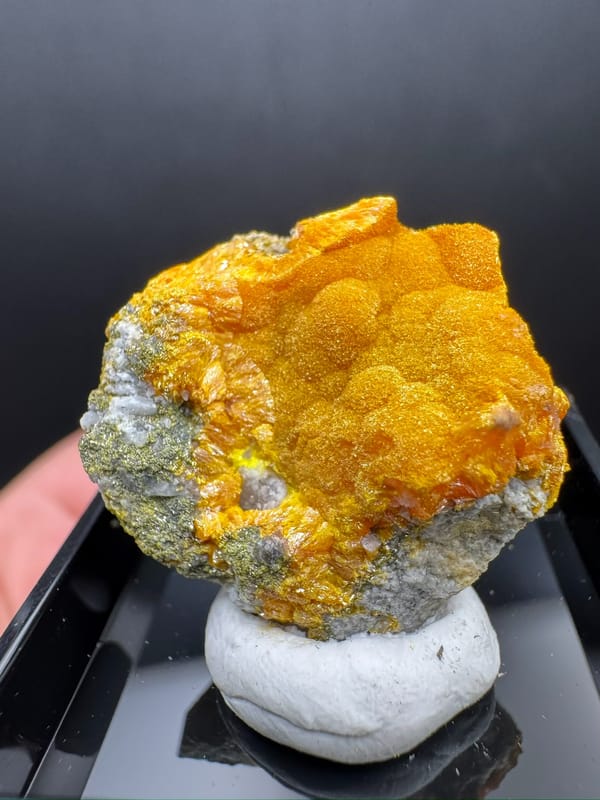 Unidentified yellow mineral from Shimen, Hunan, China, individual mineral specimen view 4