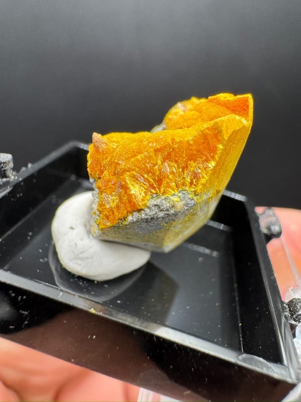 Unidentified yellow mineral from Shimen, Hunan, China, individual mineral specimen view 8