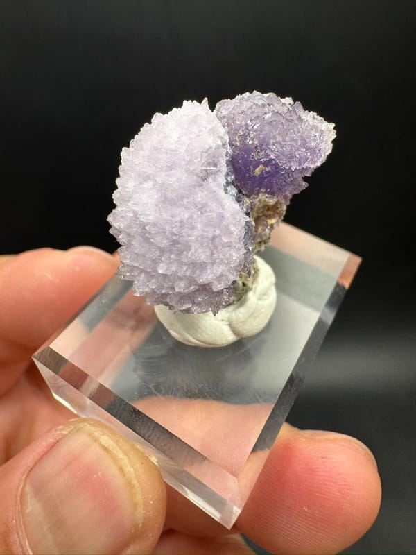 Unidentified mineral from Guizhou, China, individual mineral specimen view 4