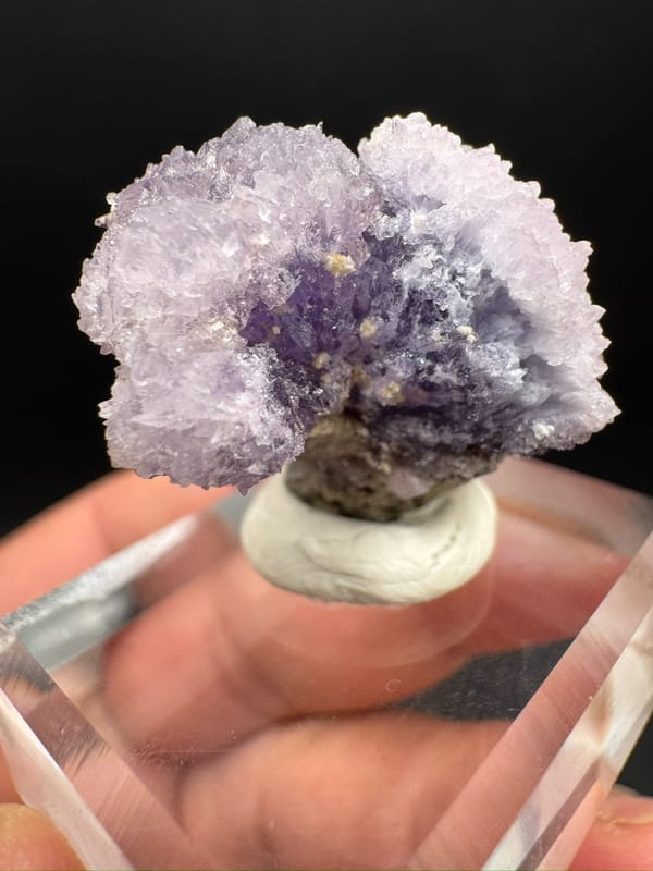 Unidentified mineral from Guizhou, China, individual mineral specimen view 6