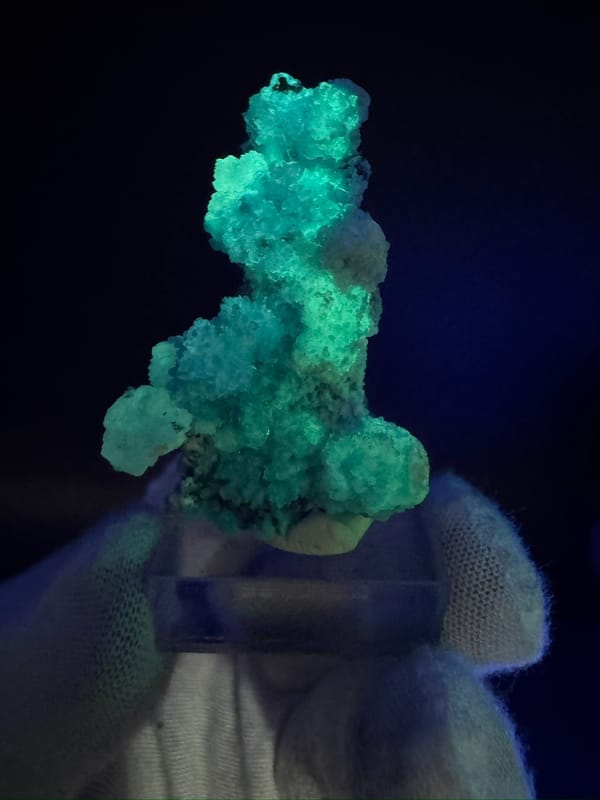Gypsum from Guizhou, China, individual mineral specimen view 2