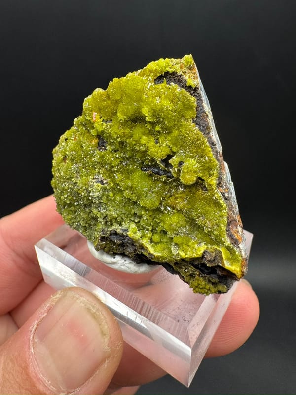 Pyromorphite from Guangxi, China, individual mineral specimen view 8
