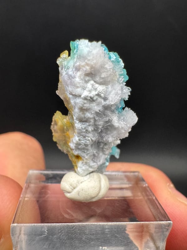 Gibbsite from Guizhou, China, individual mineral specimen view 3