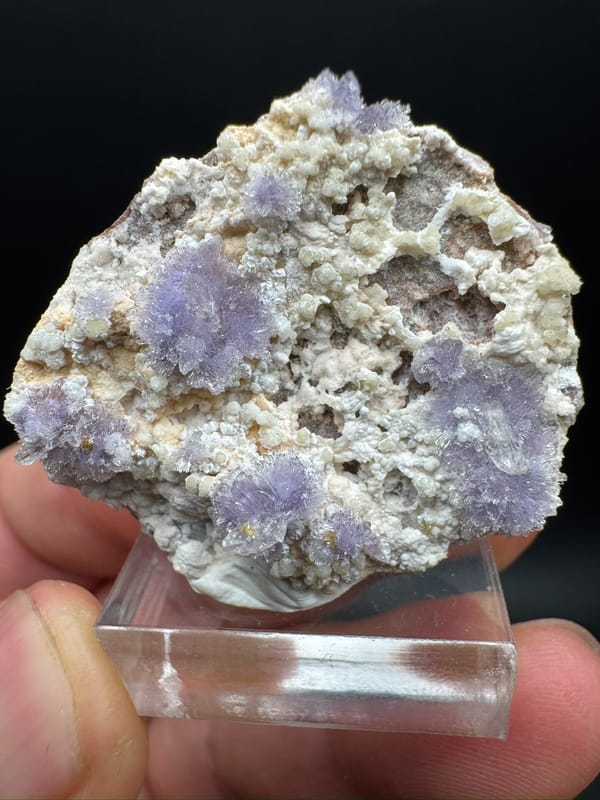 Creedite from Guizhou, China, individual mineral specimen view 1