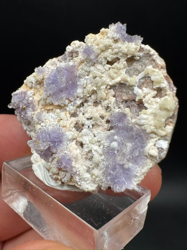 Creedite from Guizhou, China, individual mineral specimen view 8