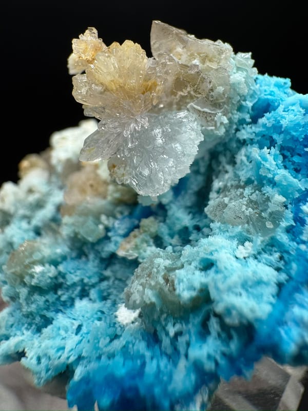 Yttrofluorite from Qinglong Co., Guizhou, China, individual mineral specimen view 3