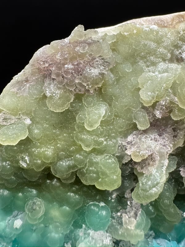 Gibbsite from Qinglong Co., Guizhou, China, individual mineral specimen view 7