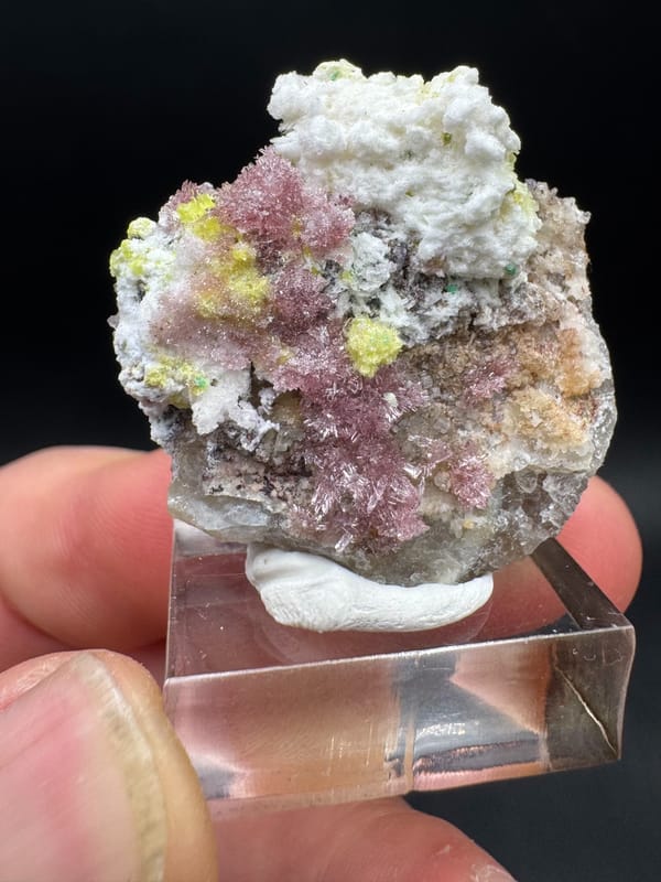Creedite from Guizhou, China, individual mineral specimen view 3