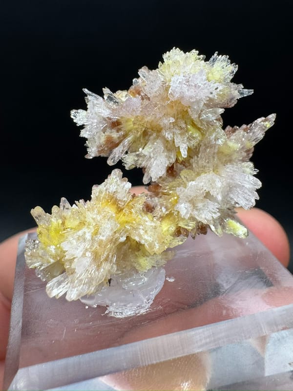 Creedite from Guizhou, China, individual mineral specimen view 4