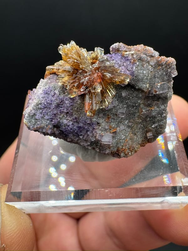 Creedite from Guizhou, China, individual mineral specimen view 3