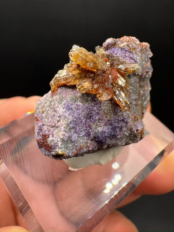 Creedite from Guizhou, China, individual mineral specimen view 8
