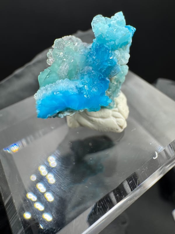 Gibbsite from Guizhou, China, individual mineral specimen view 4