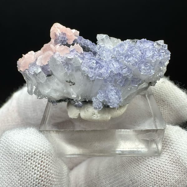 Fluorite from Wuzhou, Guangxi, China, individual mineral specimen view 1