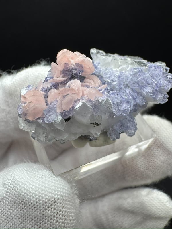 Fluorite from Wuzhou, Guangxi, China, individual mineral specimen view 8