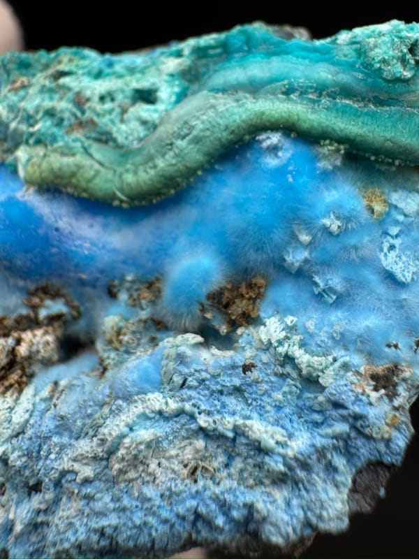 Gibbsite from Guizhou, China, individual mineral specimen view 4