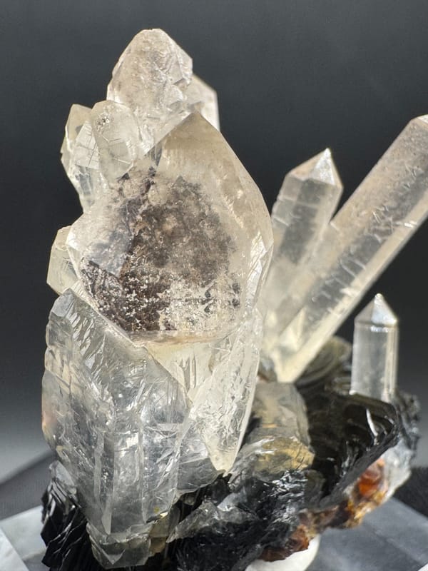 Quartz from Guangdong, China, individual mineral specimen view 2