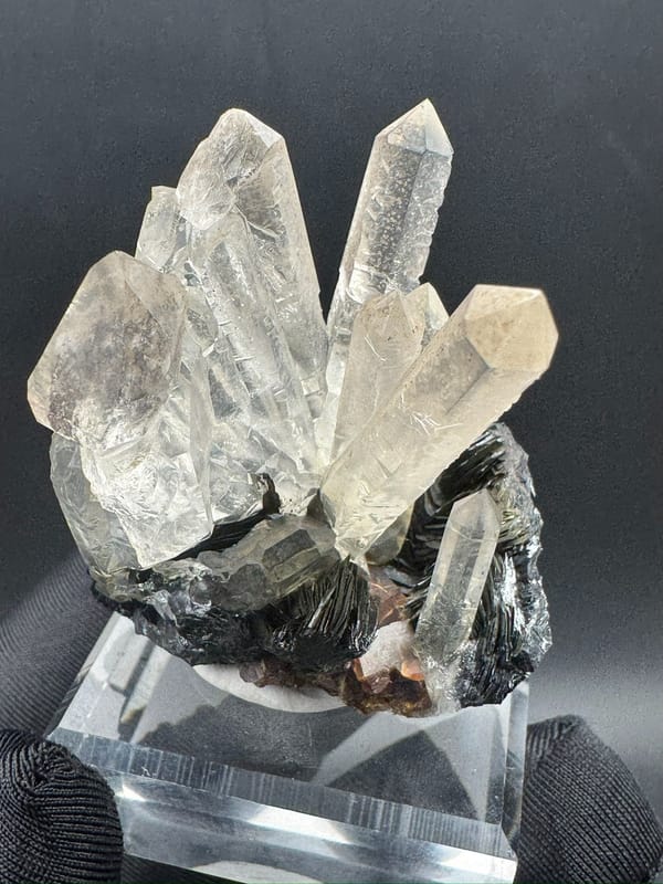 Quartz from Guangdong, China, individual mineral specimen view 8