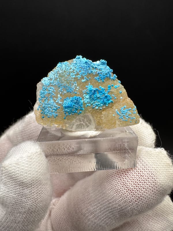 Unidentified blue mineral from Yunnan, China, individual mineral specimen view 2