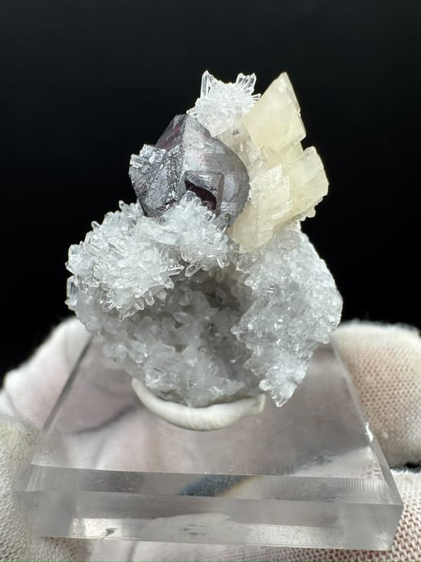Cinnabar from Guizhou, China, individual mineral specimen view 1