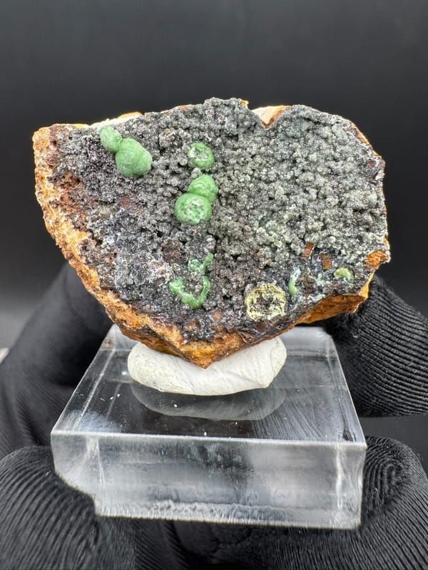 Hemimorphite from Yunnan, China, individual mineral specimen view 1