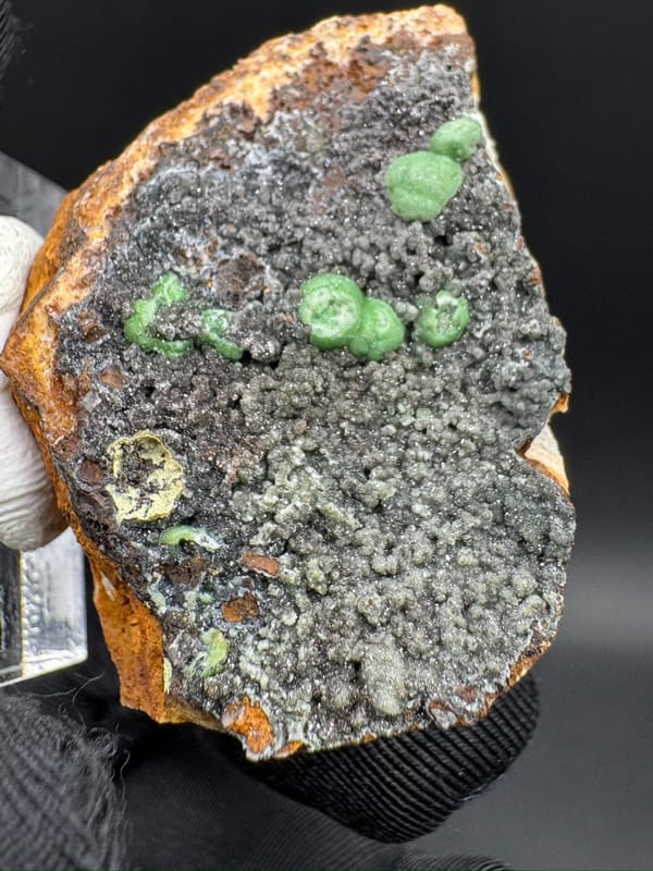 Hemimorphite from Yunnan, China, individual mineral specimen view 6