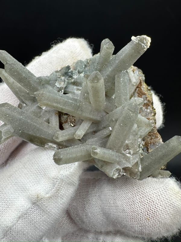 Quartz from Inner Mongolia, China, individual mineral specimen view 9