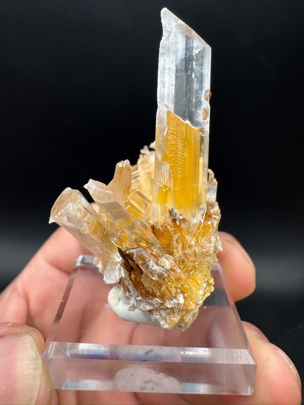 Gypsum from Guizhou, China, individual mineral specimen view 1