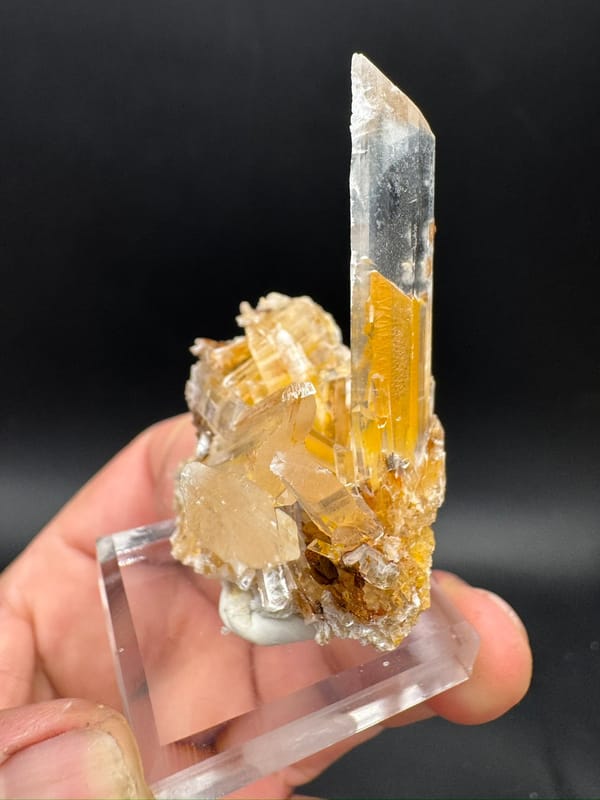 Gypsum from Guizhou, China, individual mineral specimen view 7
