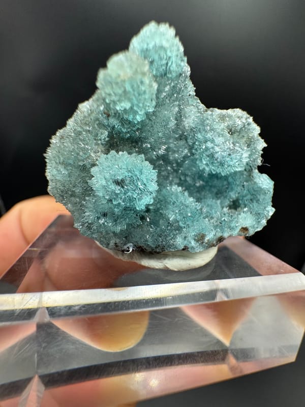 Hemimorphite from Guangdong, China, individual mineral specimen view 2