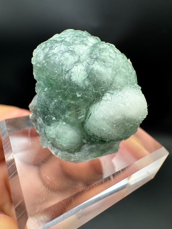 Fluorite from Fujian, China, individual mineral specimen view 2