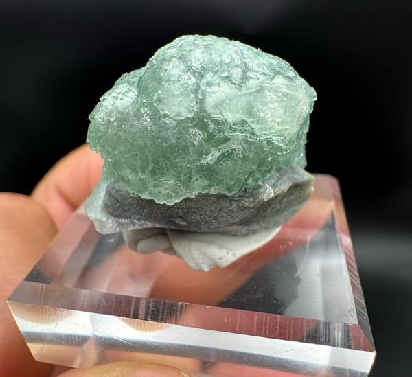 Fluorite from Fujian, China, individual mineral specimen view 6