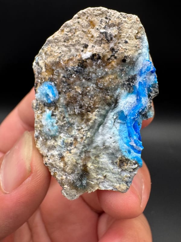 Creedite from Guizhou, China, individual mineral specimen view 3