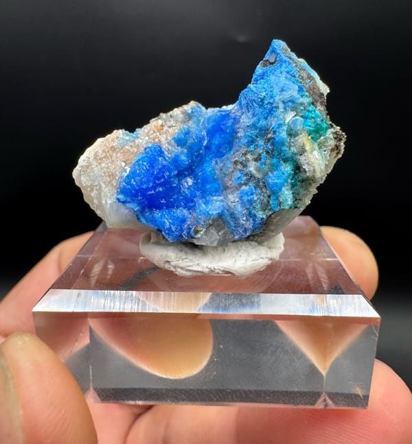 Cyanotrichite from Guizhou, China, individual mineral specimen view 1