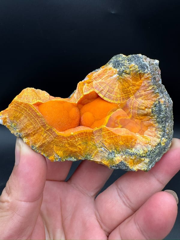 Unidentified mineral from Shimen, Hunan, China, individual mineral specimen view 1