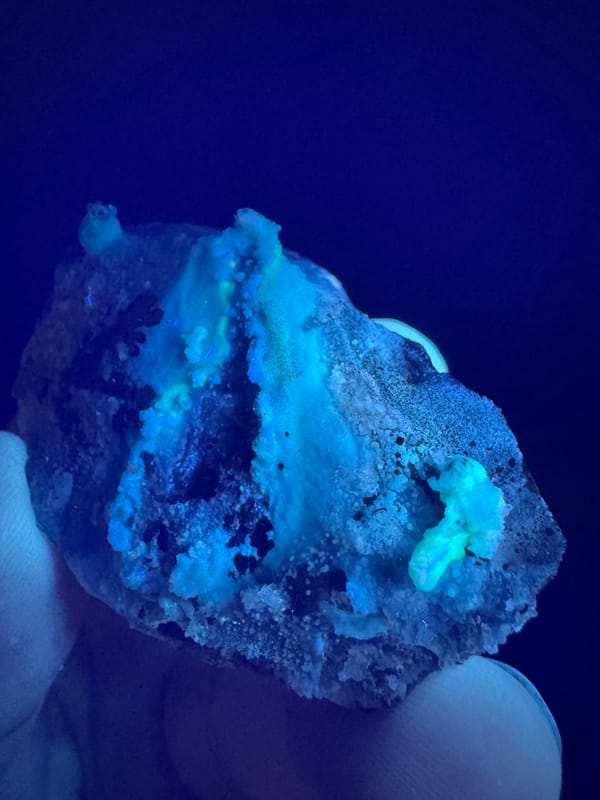 Gibbsite from Guizhou, China, individual mineral specimen view 2