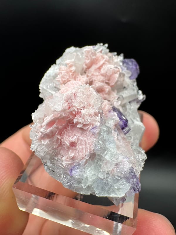 Rhodochrosite from Wuzhou, Guangxi, China, individual mineral specimen view 9