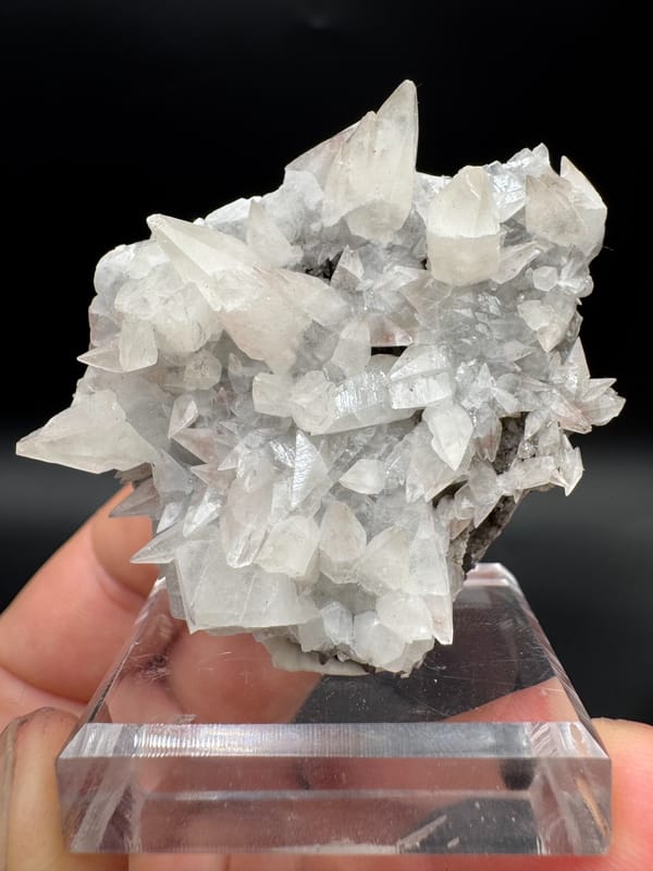 Calcite from Shimen, Hunan, China, individual mineral specimen view 3