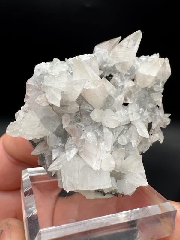 Calcite from Shimen, Hunan, China, individual mineral specimen view 4