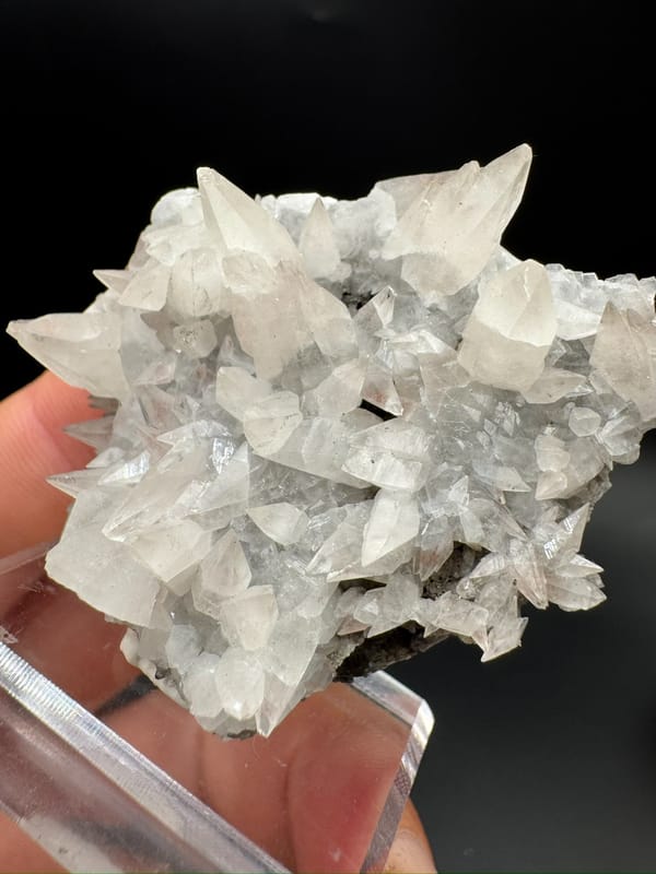 Calcite from Shimen, Hunan, China, individual mineral specimen view 7