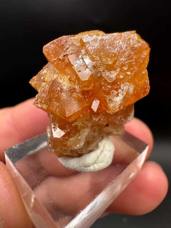 Scheelite from Sichuan, China, individual mineral specimen view 1