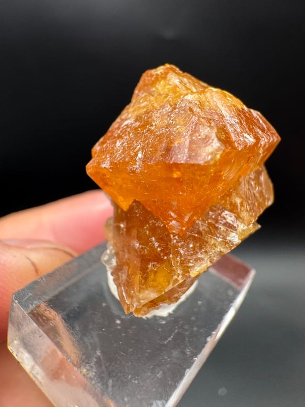 Scheelite from Sichuan, China, individual mineral specimen view 2