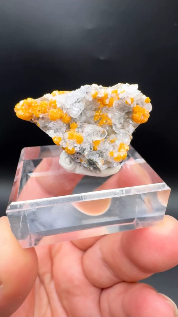 Calcite from Shimen, Hunan, China, individual mineral specimen view 9