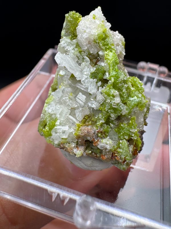 Pyromorphite from Gongcheng, Guangxi, China, individual mineral specimen view 4