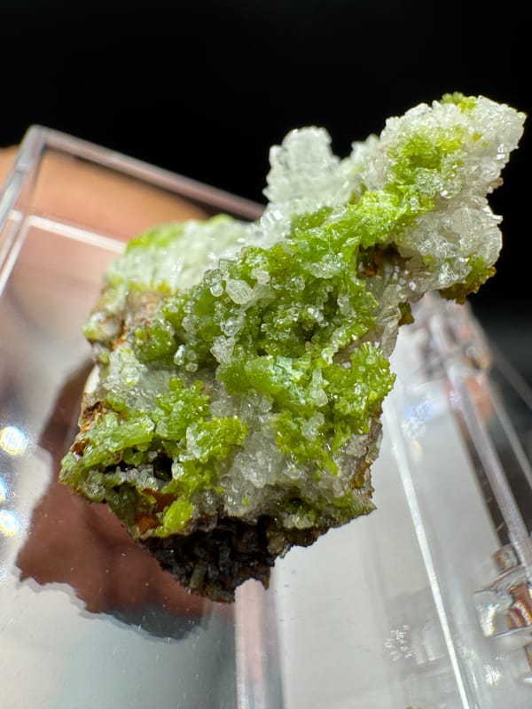 Pyromorphite from Gongcheng, Guangxi, China, individual mineral specimen view 6