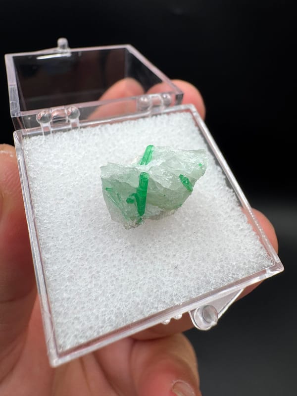 Emerald from Qinling, Shaanxi, China, individual mineral specimen view 2
