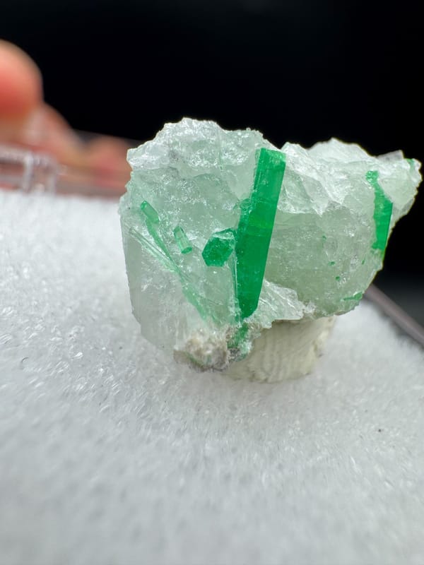 Emerald from Qinling, Shaanxi, China, individual mineral specimen view 4