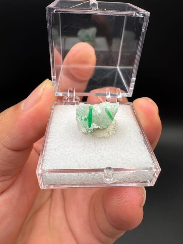 Emerald from Qinling, Shaanxi, China, individual mineral specimen view 6
