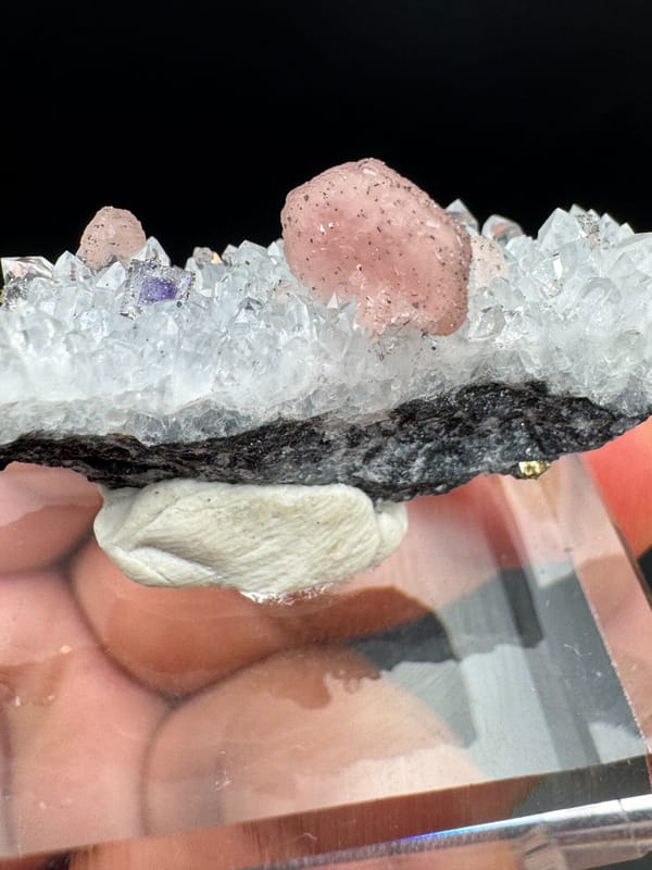 Rhodochrosite from Wuzhou, Guangxi, China, individual mineral specimen view 7